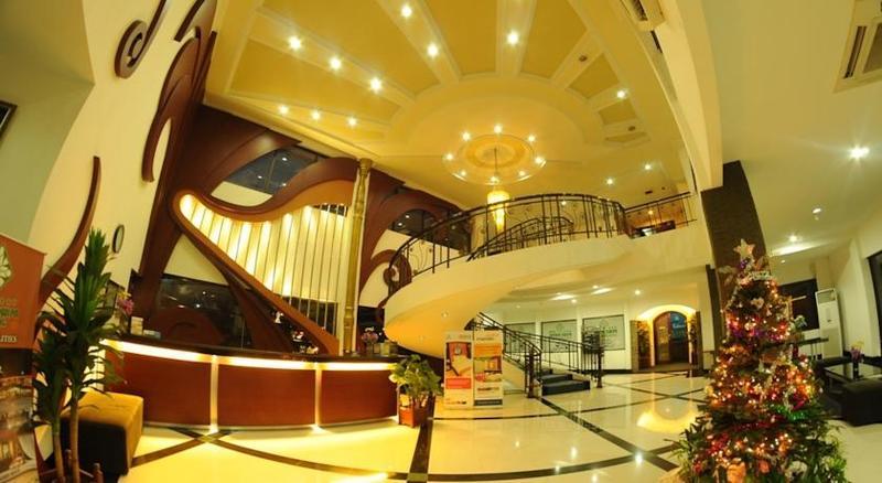 Hotel Swarna Dwipa Παλεμπάνγκ Εξωτερικό φωτογραφία